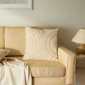 Decorative throw pillow